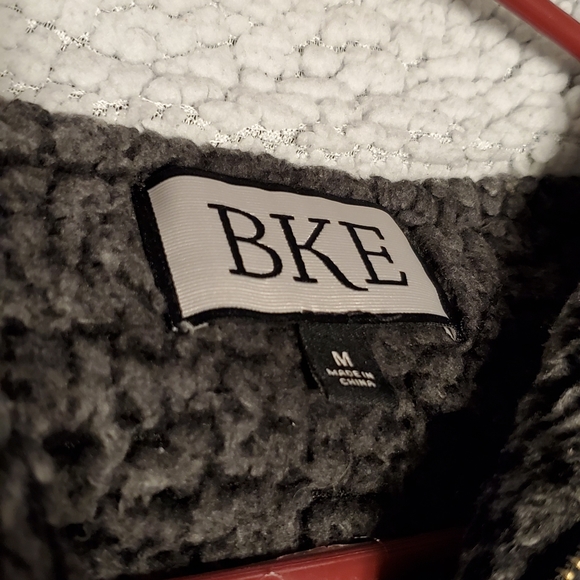 Sweatshirt - Picture 4 of 4